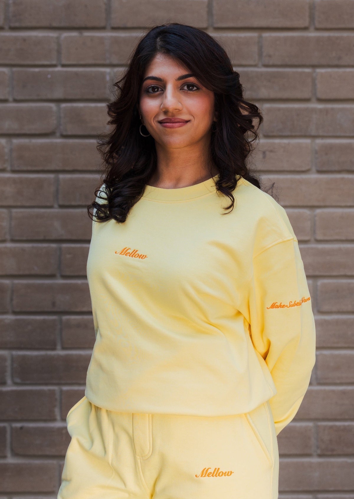 Mellow Organic Sweatshirt - Fineapple Fineapple Mellow Organic Sweatshirt Model 5&